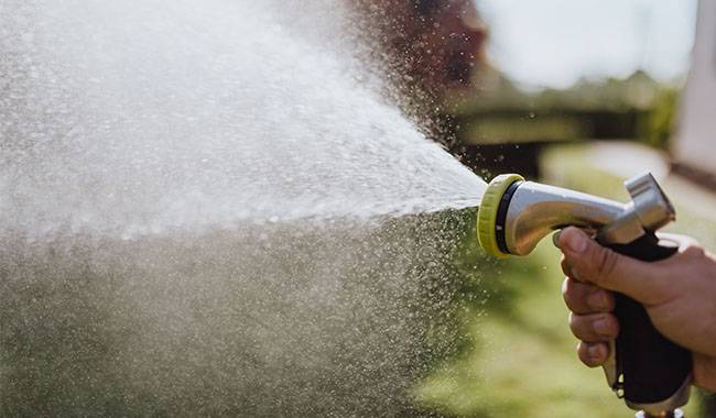 How to choose a high-quality garden hose