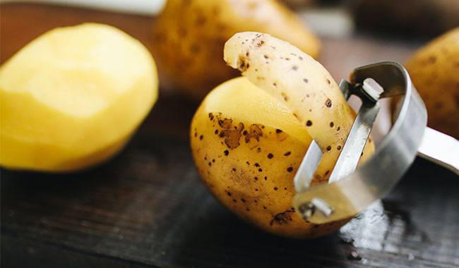 Which Is Food For Colorado Potato Beetle - Potato Peels